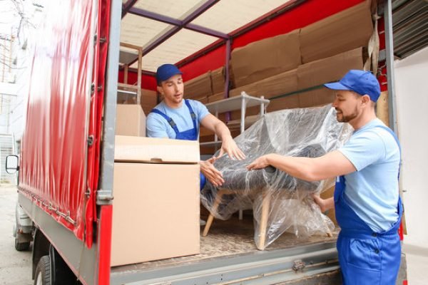 Dubai-Pickup-Rentals –Your-Logistics-Solution
